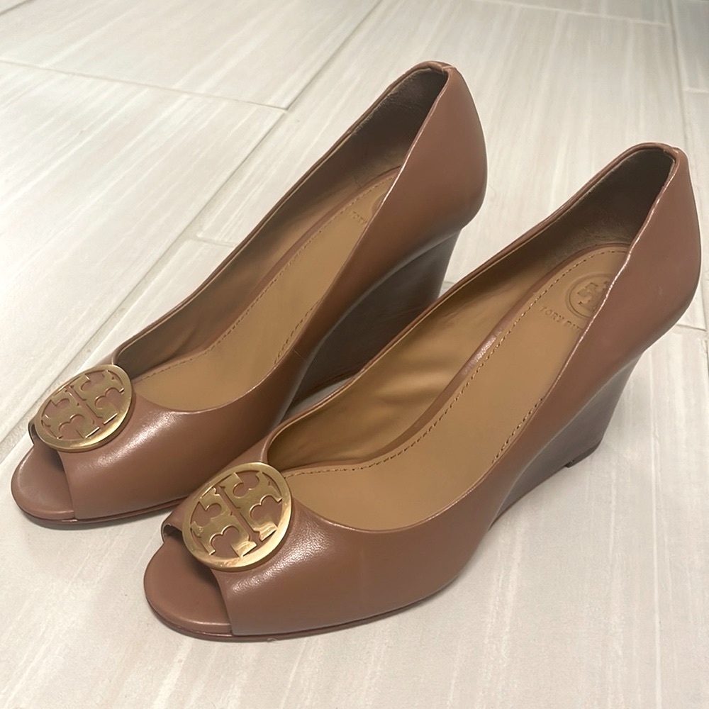 New in box Tory Burch Shoes